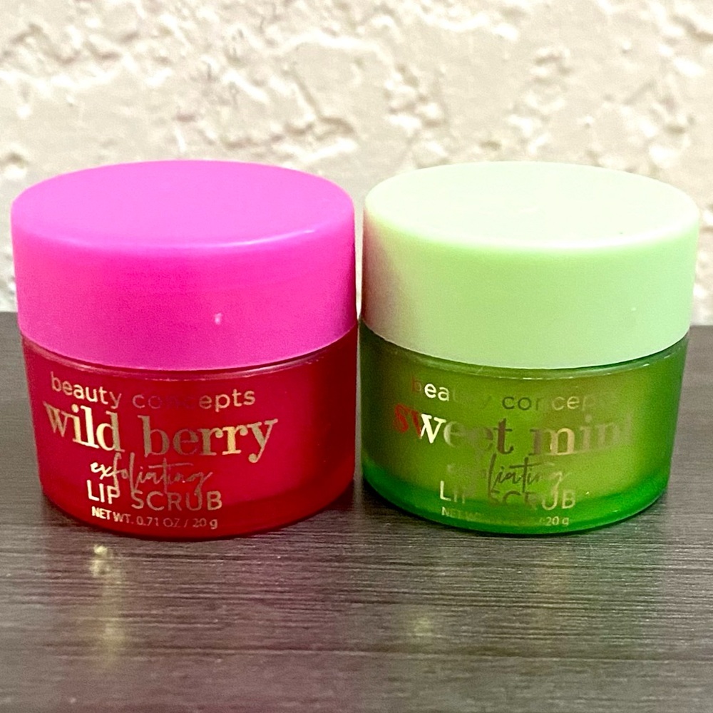Set of TWO New Lip Scrubs